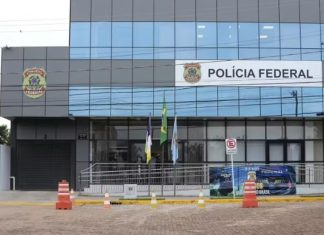 PF faz buscas e cumpre ordens de afastamento em operação que apura superfaturamento de pontes em Porto Nacional