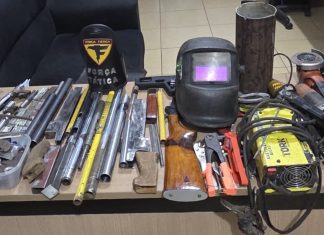 Polícia Militar encontra fábrica clandestina para montagem de armas e prende suspeito