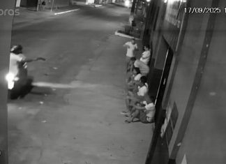 Vídeo mostra momento em que atiradores abrem fogo contra detentos na porta de presídio no Tocantins
