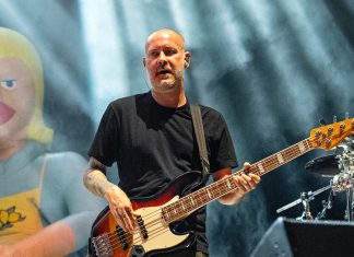 Fred Durst, do Limp Bizkit, lamenta a morte do baixista e companheiro de banda Sam Rivers: ‘Inestimável’