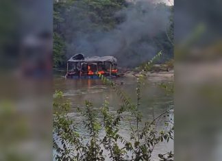 Polícia prende suspeitos e destrói balsa usada no garimpo ilegal em rio do Tocantins