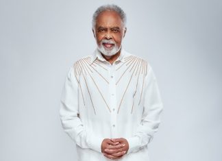 Gilberto Gil tem evidenciadas a força e a atualidade perenes da obra autoral na ‘refazenda’ do álbum ‘Raça humana’