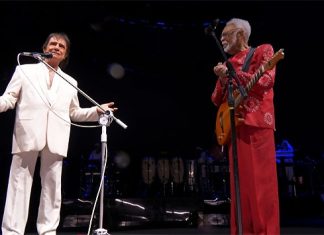 Reencontro de Gilberto Gil com Roberto Carlos harmoniza dois reinos da MPB