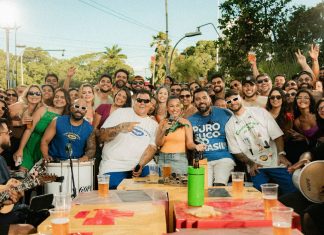 Menos é Mais e Simone Mendes batem recorde com música que ficou por mais tempo em 1º no Spotify