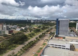 Sai Teotônio, entra Siqueira: vereadores aprovam projeto para renomear principal avenida de Palmas