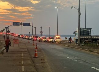 Acidente deixa trânsito congestionado na ponte entre Palmas e Luzimangues; VÍDEO