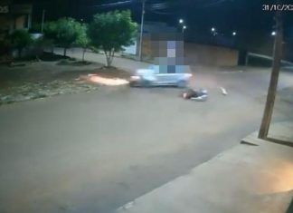 Adolescente de 15 anos é arremessado e morre após acidente entre moto e carro; VÍDEO