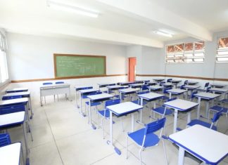 Governador do Tocantins anuncia 1,3 mil progressões e pagamento de R$ 4,7 milhões em retroativo a servidores da Educação