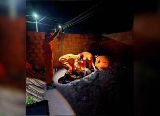 Jovens caem em poço com água de 6 metros, se seguram em cabo de energia e sobrevivem