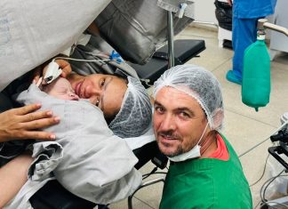 Menino de Palmas é o primeiro bebê nascido em 2026 na rede estadual