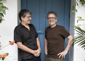 Irmãos Chico e Mario Adnet solidificam a parceria em ‘Falso antigo’, álbum que chegará em março com as vozes de Roberta Sá, Mosquito e Pedro Miranda