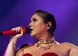 Com o filho Antonio na banda, Maria Rita estreia o segundo show em que canta o repertório da mãe Elis Regina