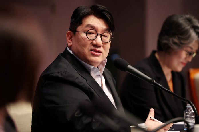bang-si-hyuk-scaled
