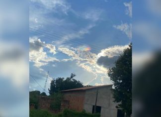 ‘Mancha colorida’ no céu intriga moradora no interior do Tocantins; veja vídeo