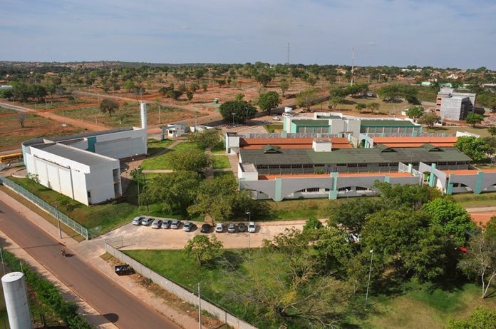 UFNT publica edital com vagas para professores em diferentes áreas; veja como participar