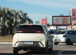 Detran-TO faz alerta para cuidados com carros elétricos e híbridos no trânsito