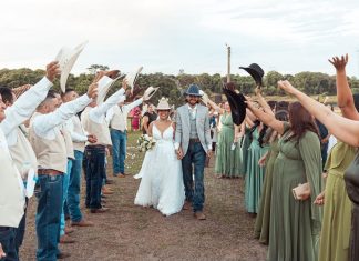 Casal viraliza com pedido surpresa e casamento country em fazenda de Gurupi