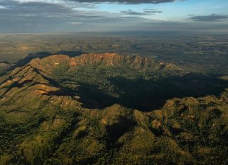 Meteorito, energia e uma cratera gigante: entenda como surgiu a Serra da Cangalha no TO